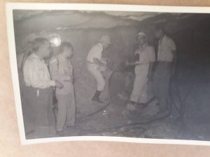 1950 - Cavando o túnel da barragem da Usina Coronel A. Teixeira.