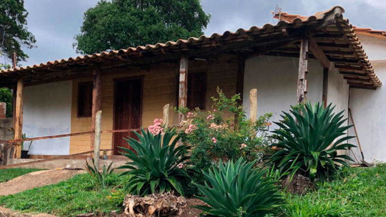 Casa de Adobe da Gracinha